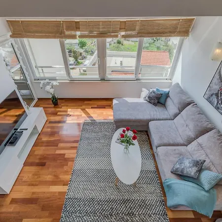 Apartment Lct Light House